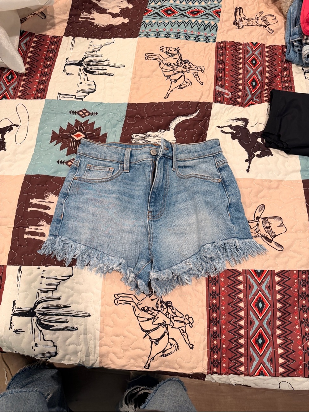 Celebrity Pink Light Blue Distressed Frayed-Hem Denim Shorts